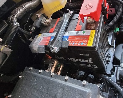 Ắc quy theo xe vinfast vf8